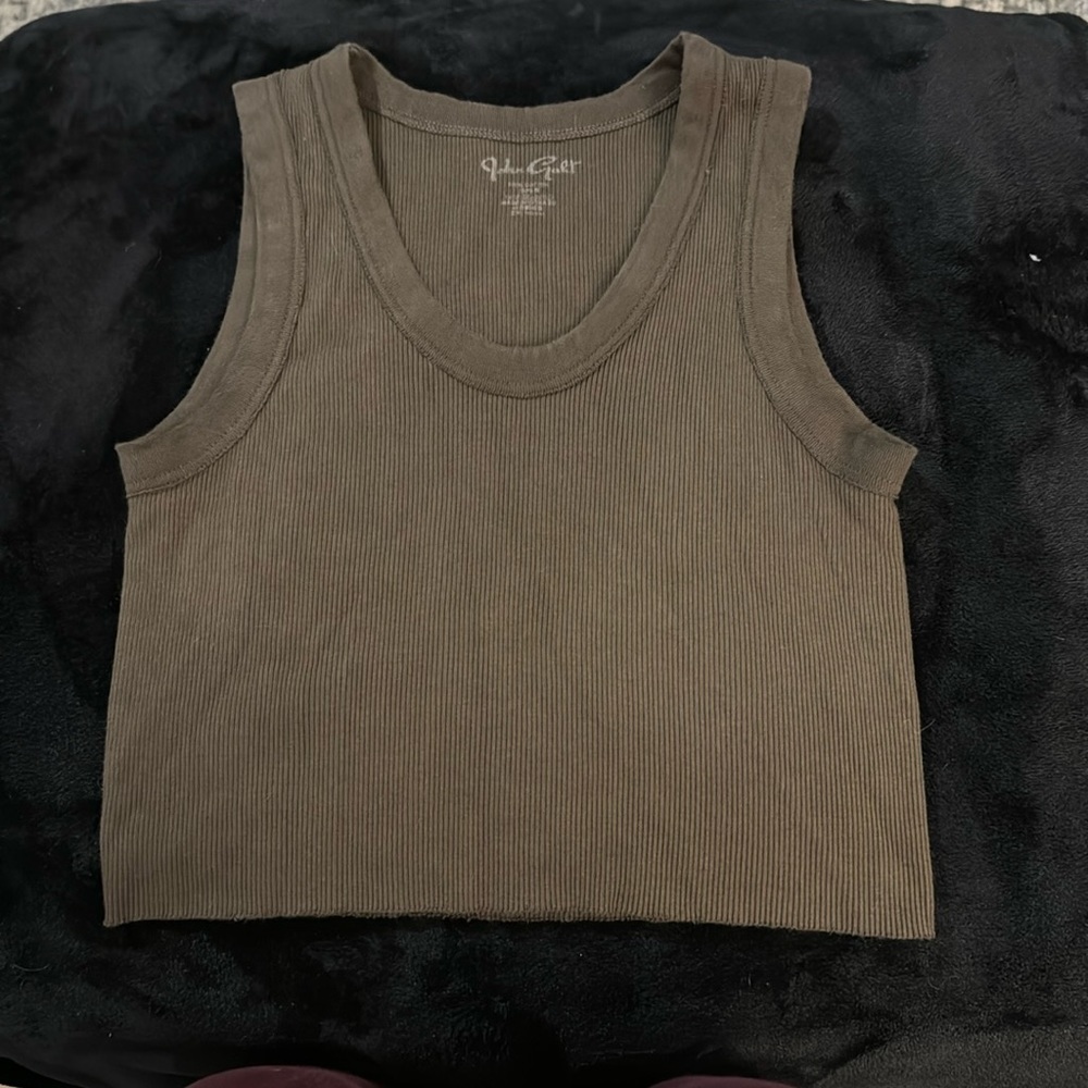 COPY - BUNDLE - 3 Pacsun/John Galt scoop neck crop vests - Picture 2 of 5